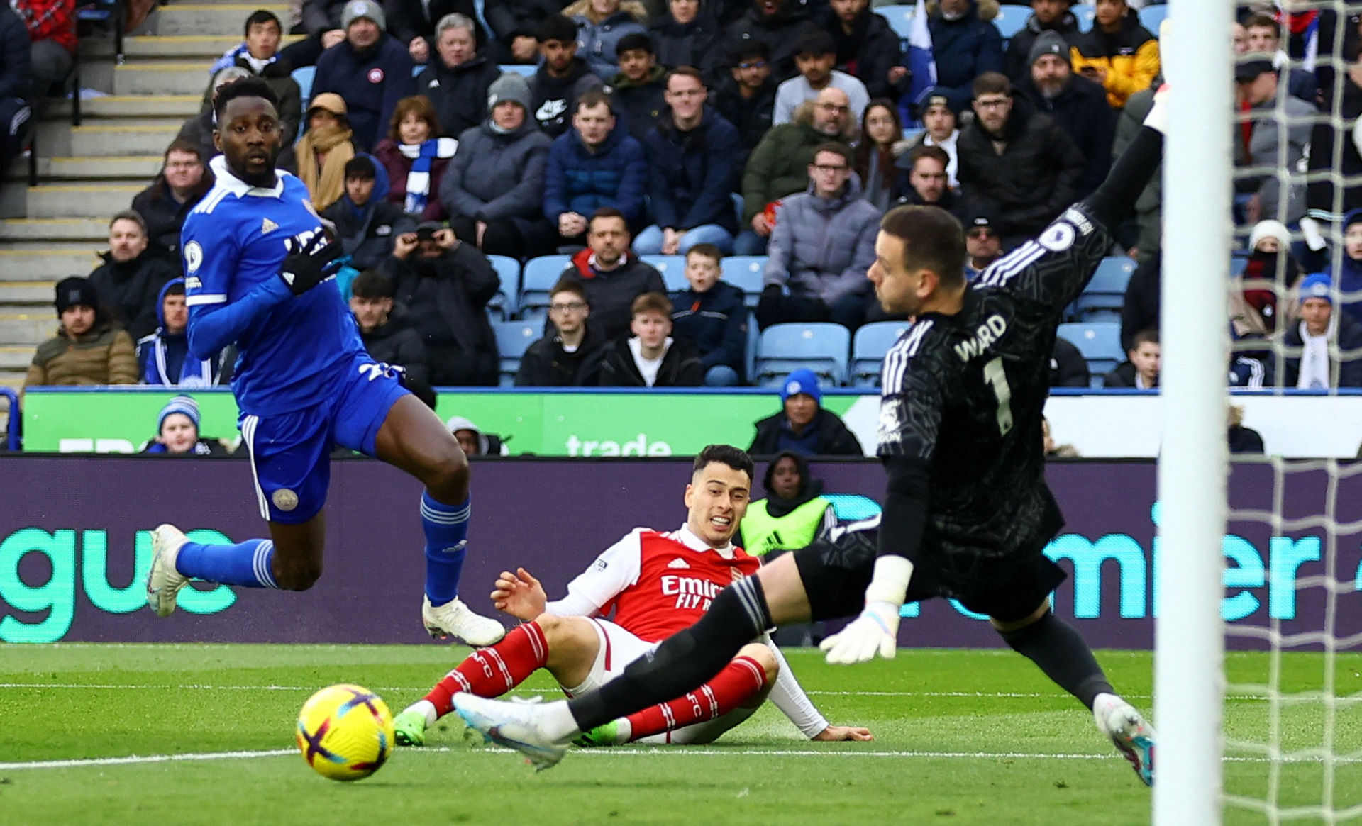 他在山东泰 他在山东泰