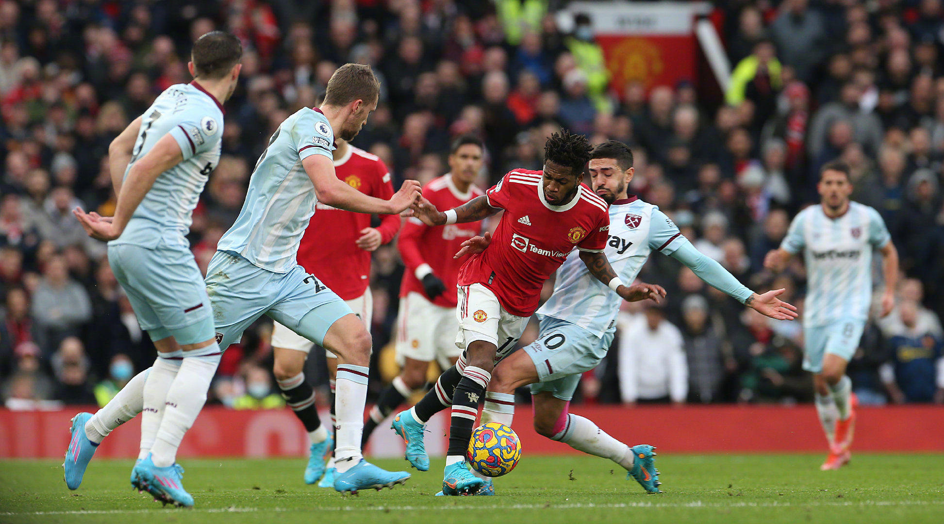 造了巨大的 造了巨大的